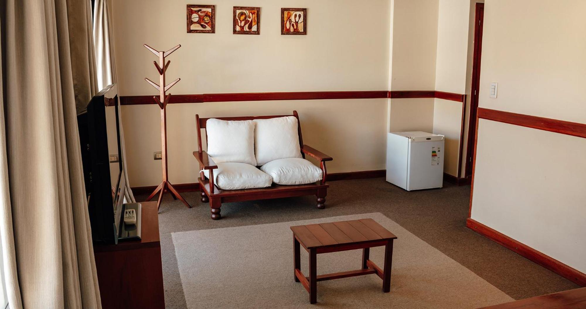 Hotel Los Sauces Кафаяте Екстер'єр фото